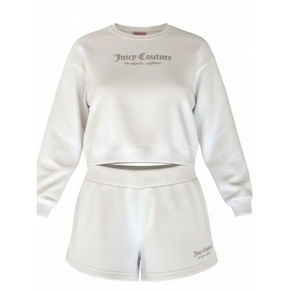 Juicy Couture Two piece fleece short set. Long sleeve with Juicy Logo